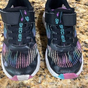 Skechers Black and Pink Sneakers with Cushioned Midsole and Breathable Mesh